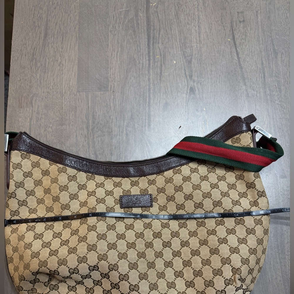 Gucci Half Moon Saddle Crossbody GG Canvas Hobo Bag with Green and Red Strap - Picture 16 of 16